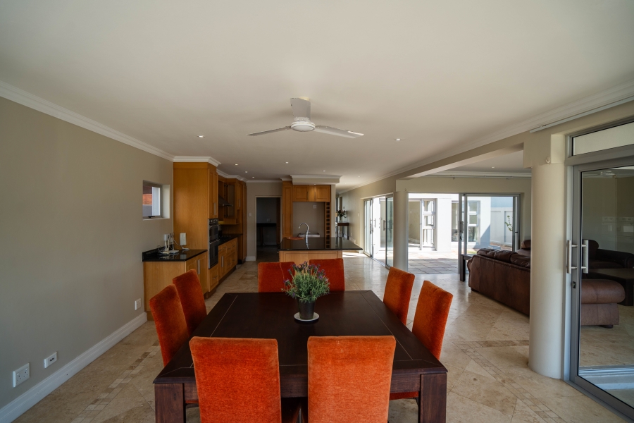 6 Bedroom Property for Sale in Royal Alfred Marina Eastern Cape